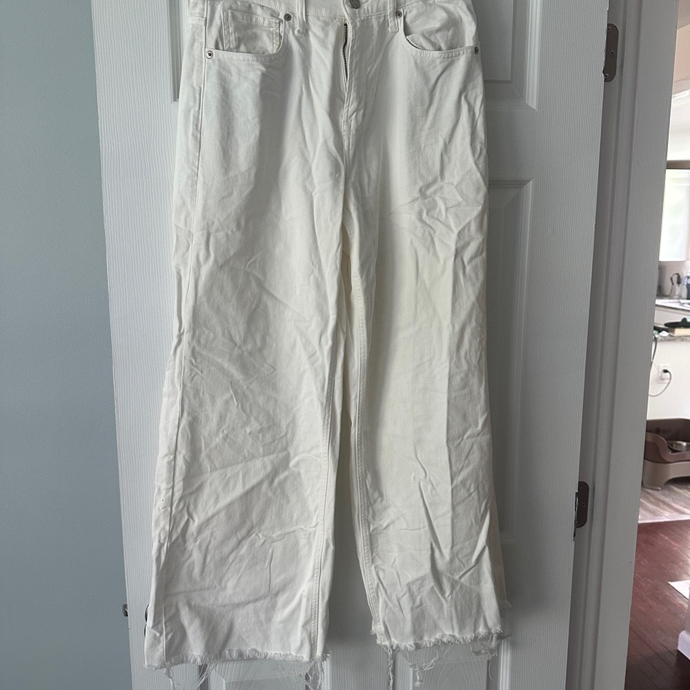 GAP high rise/wide leg jeans
